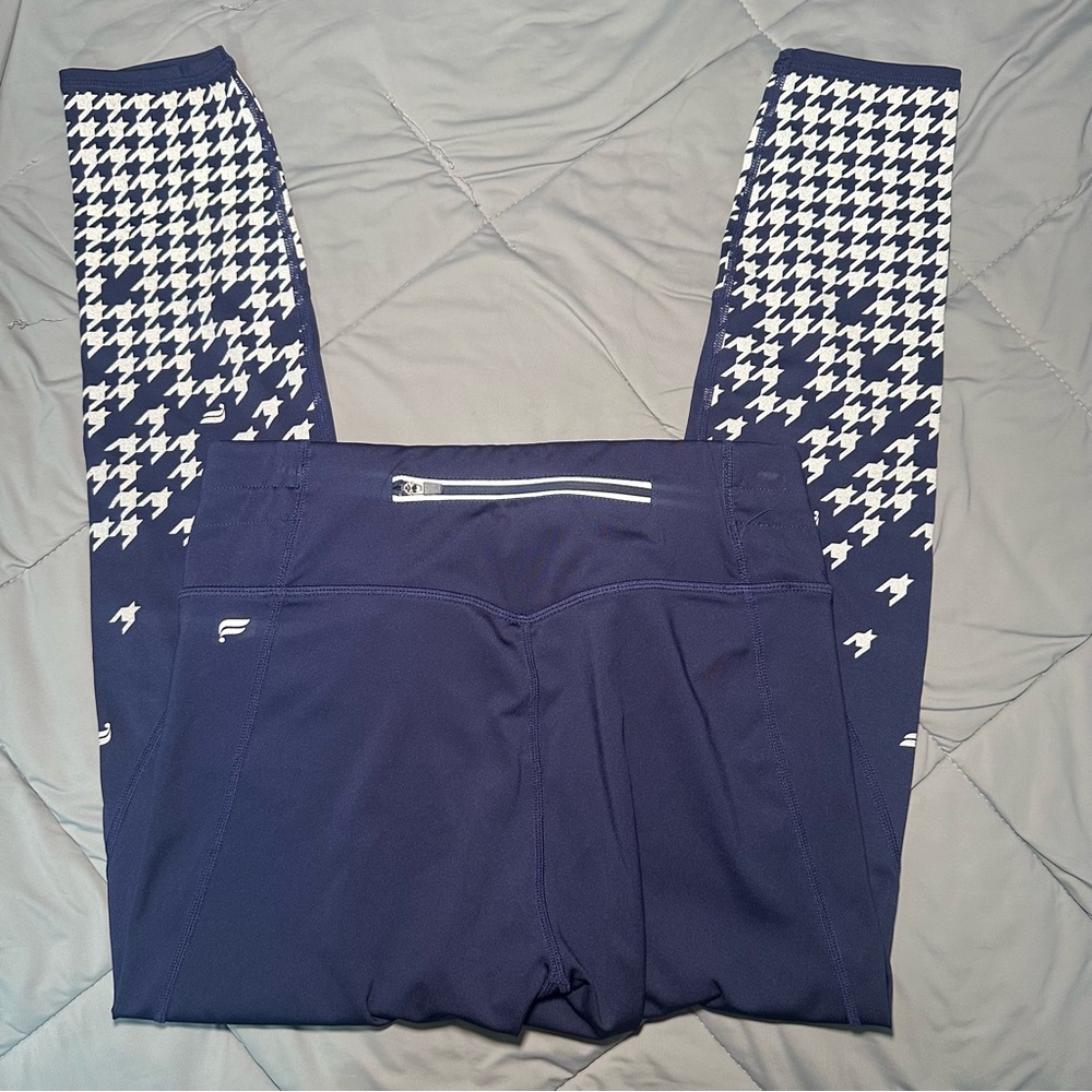 Fabletics Mid-Rise Ultracool Reflective 7/8 - Picture 4 of 10